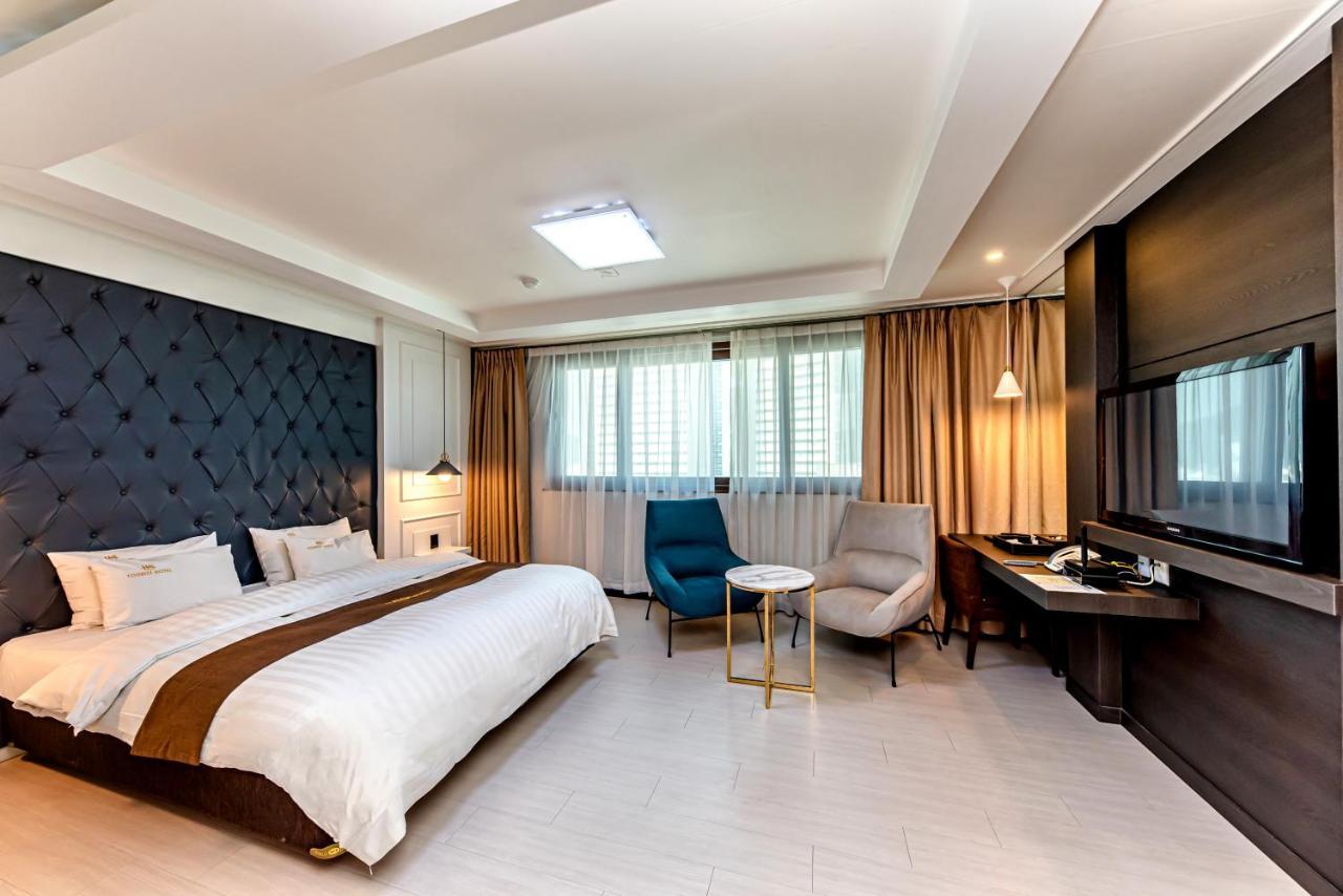 Hs Tourist Hotel Yeosu Eksteriør billede