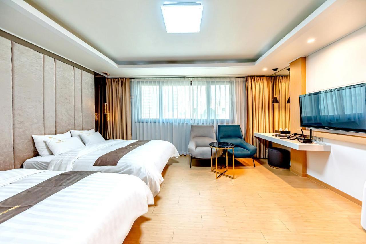 Hs Tourist Hotel Yeosu Eksteriør billede