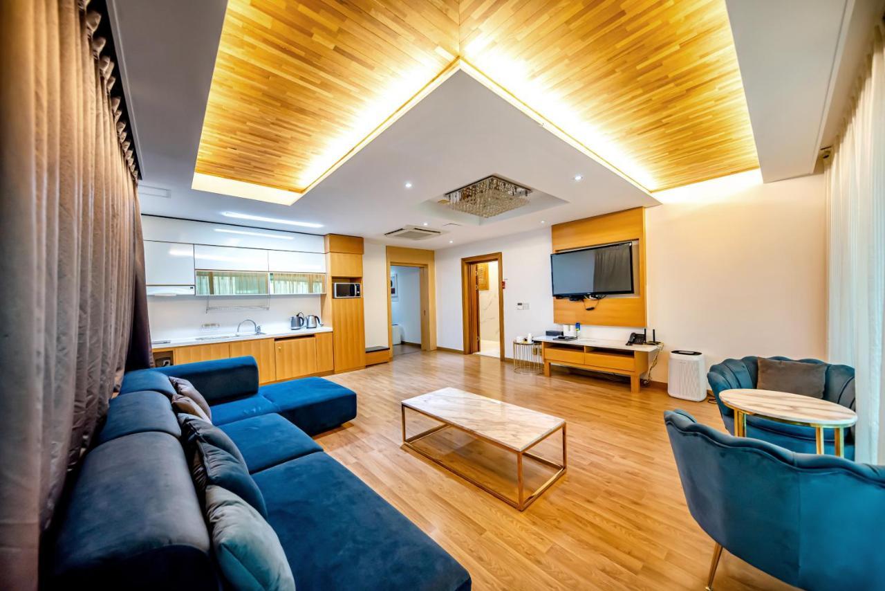 Hs Tourist Hotel Yeosu Eksteriør billede